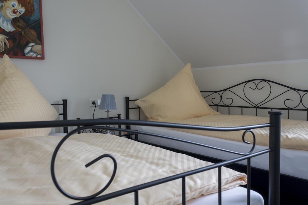 Haus Am Lagunenbad Ferienwohnung Ettelsberg 维林根 客房 照片